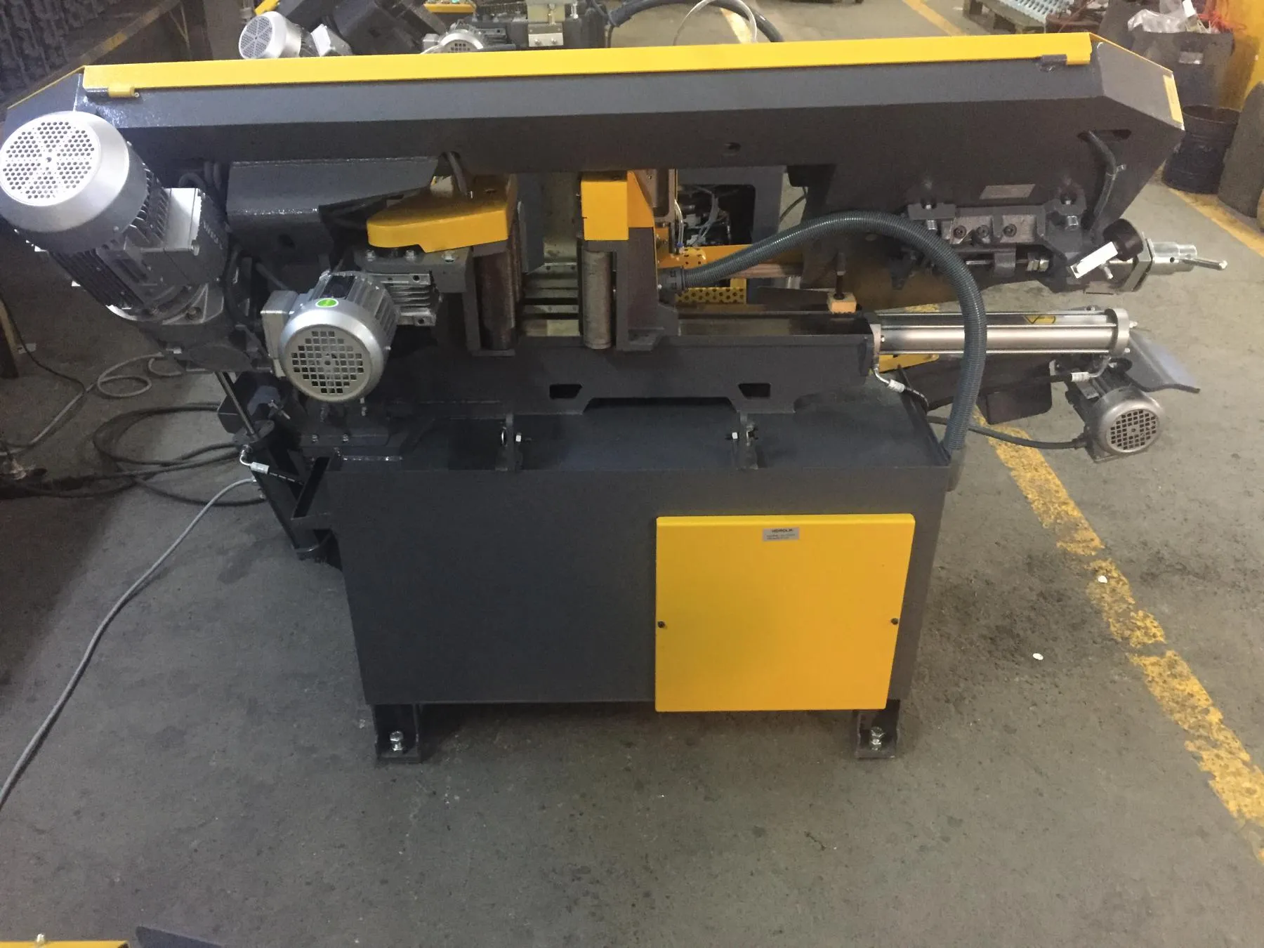 Kesmak Kesmak KME 280 PLC Elektronik Kontrollü Şerit Testere - Şerit Testere Ürünler görsel 7