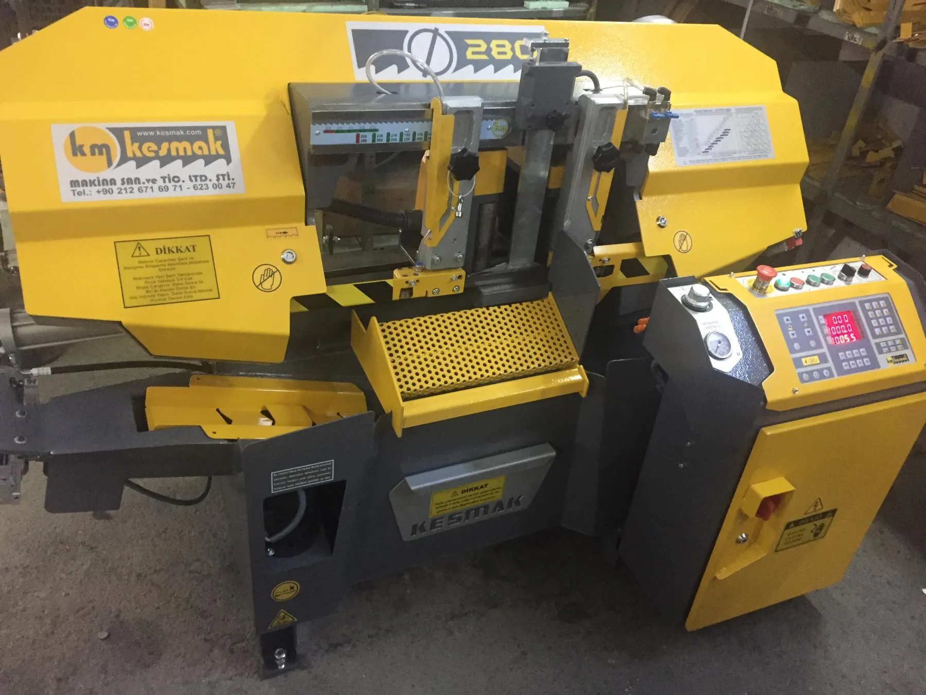 Kesmak Kesmak KME 280 PLC Elektronik Kontrollü Şerit Testere - Şerit Testere Ürünler görsel 9