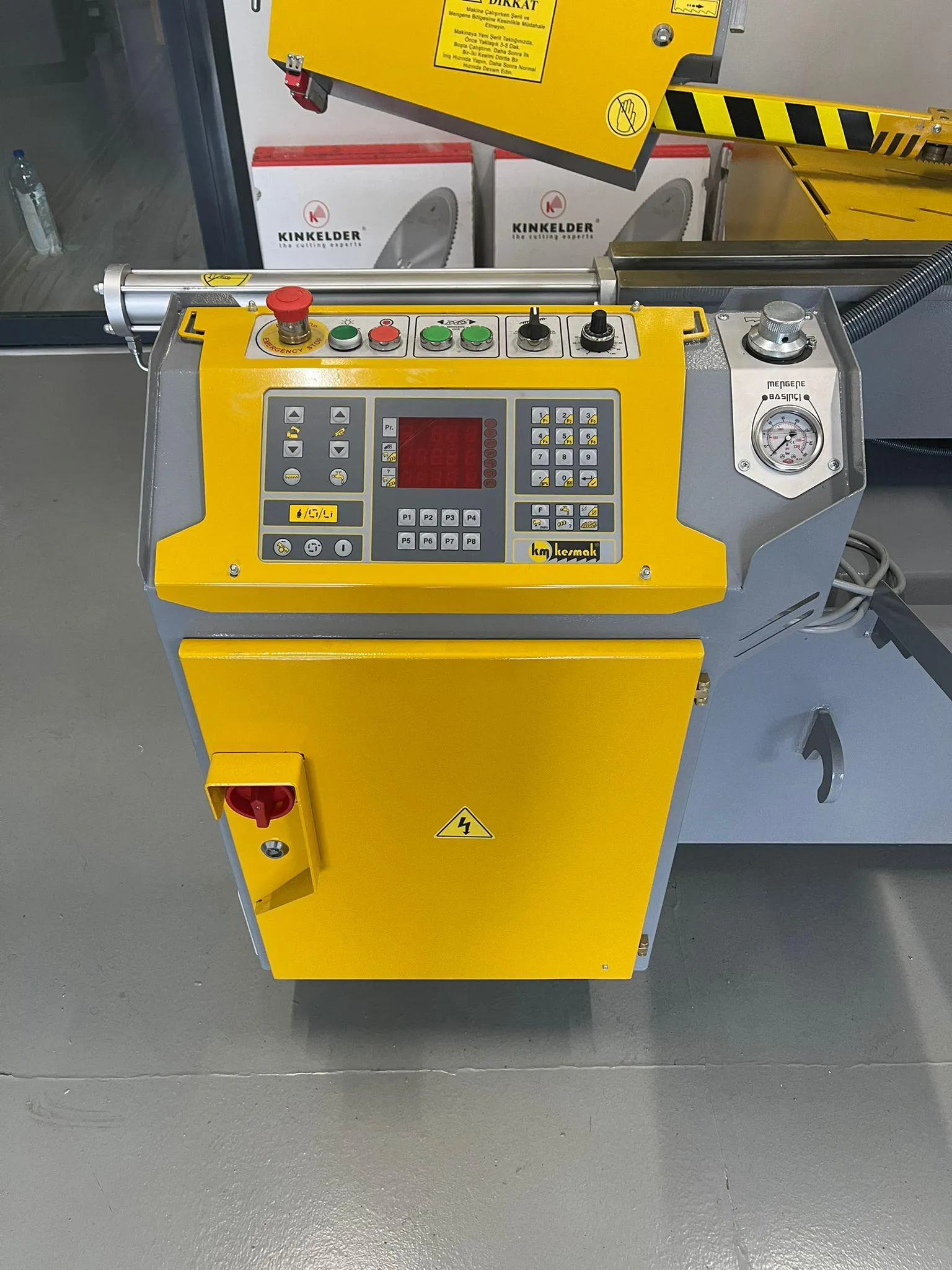 Kesmak Kesmak KME DG 400 Açılı PLC Elektronik Kontrollü Şerit Testere - Şerit Testere Ürünler görsel 2