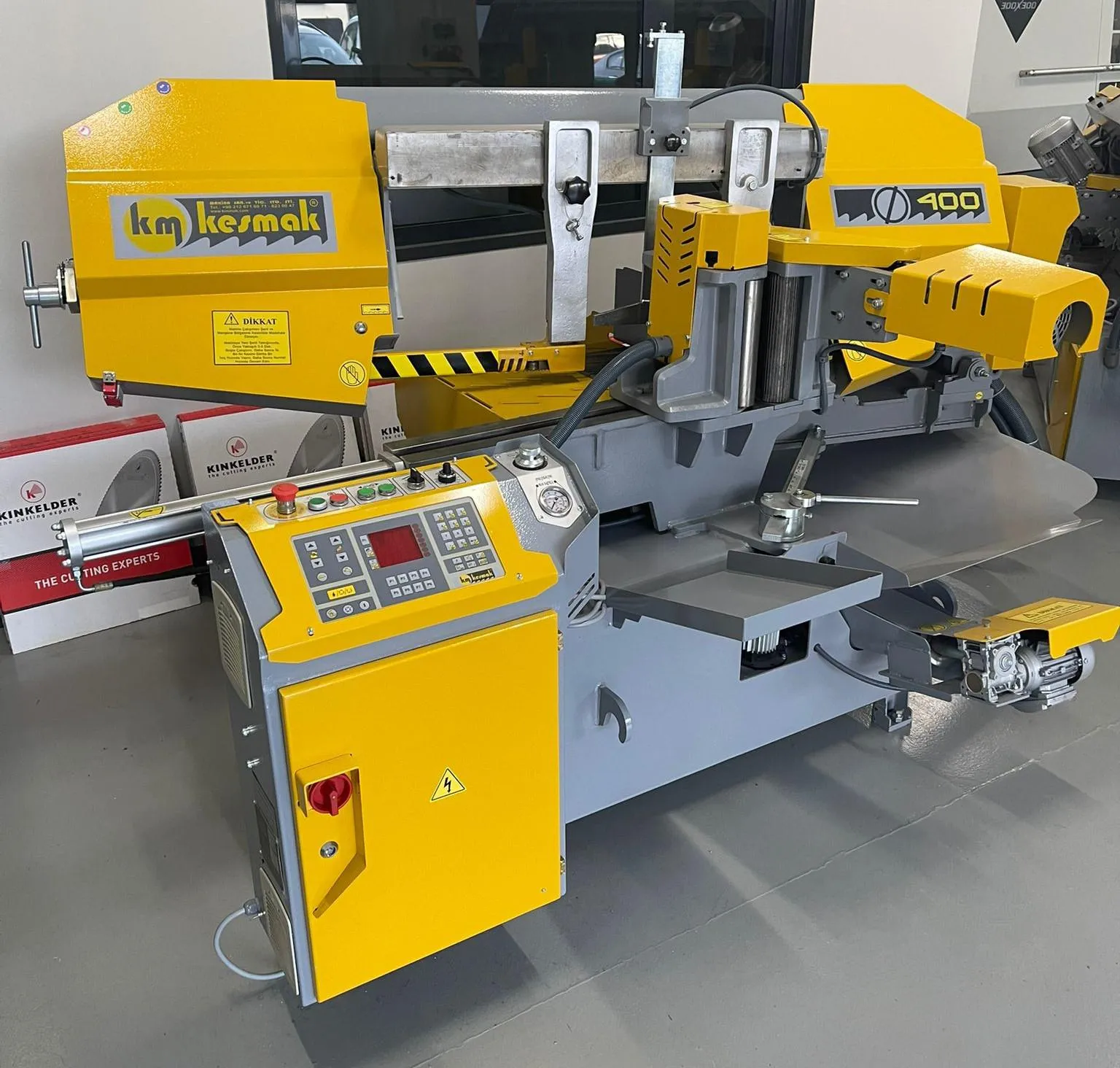 Kesmak Kesmak KME DG 400 Açılı PLC Elektronik Kontrollü Şerit Testere - Şerit Testere Ürünler görsel 7