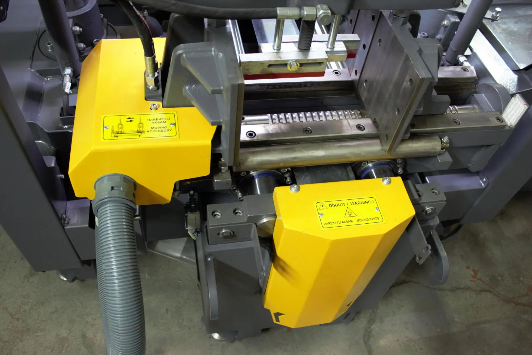 Kesmak Kesmak KSS 350 Servo-gesteuerte Doppelspannbacken Bandsäge - Bandsäge Produkte görsel 4